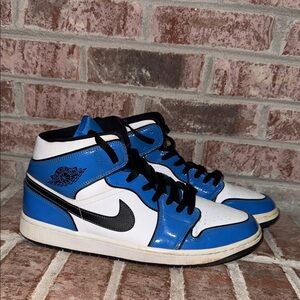 Mens Jordan 1 mid signal blue/black size 12